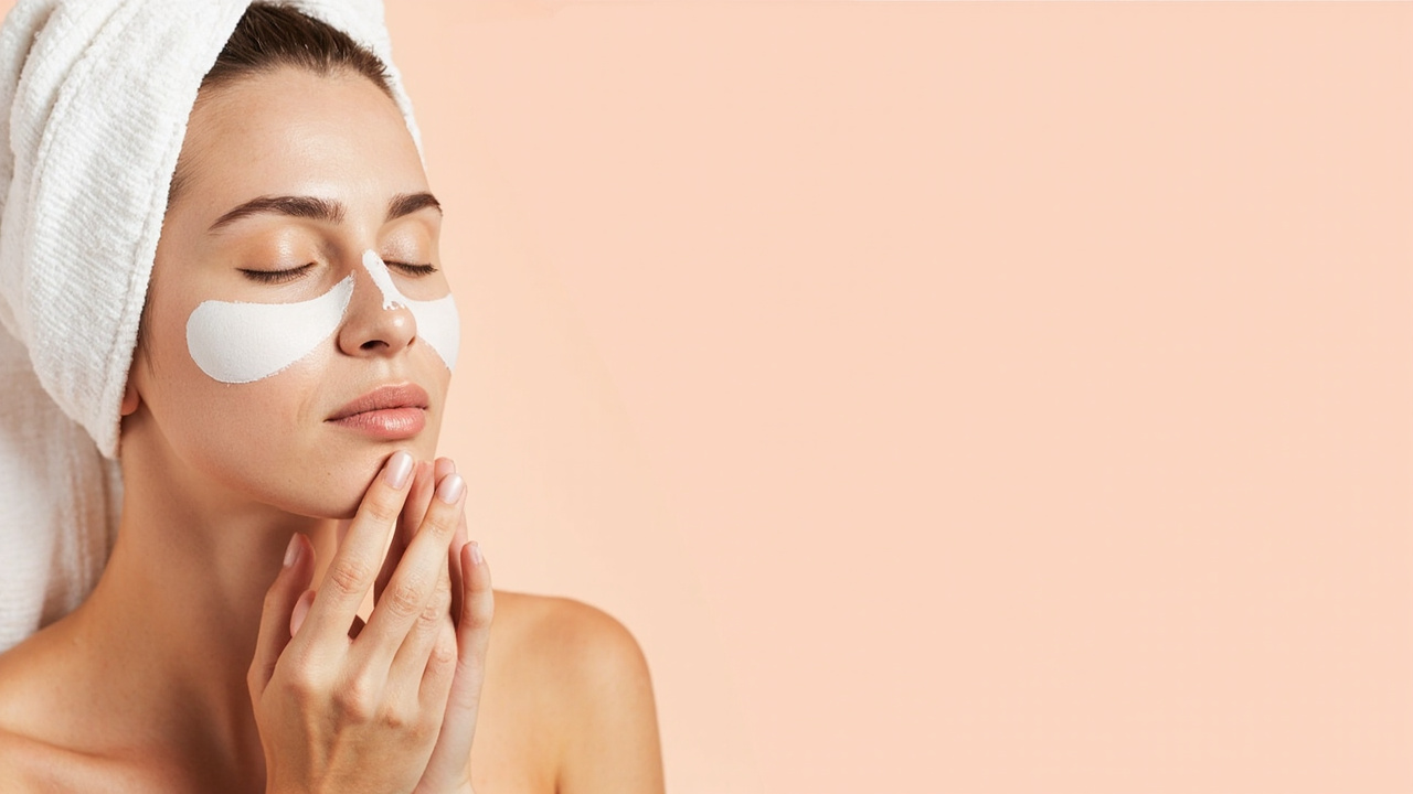 Essential Steps in a 60s and Beyond Skincare Routine for Blackheads