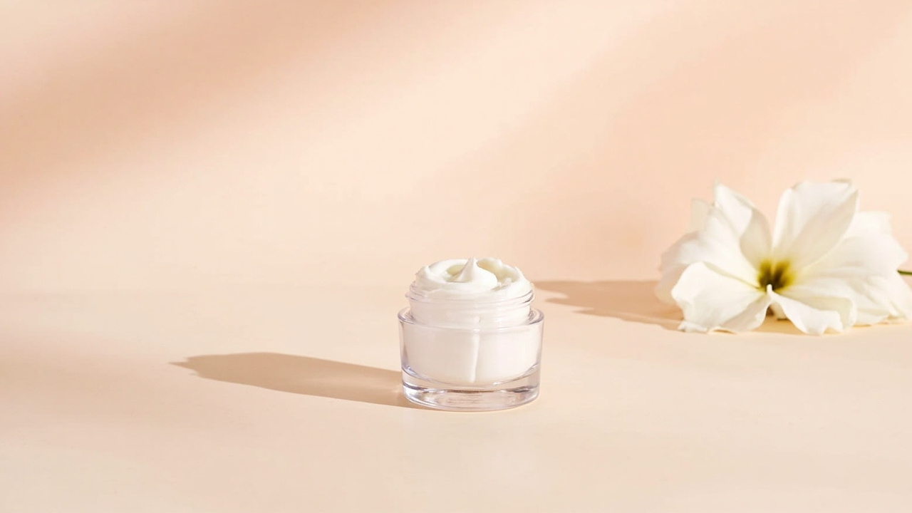 How to Choose the Best Night Mask for Your Skin Type